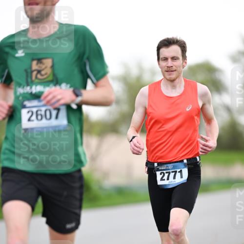 07.04.2024 - 43. Internationalen Wilhelmsburger Insellauf Dr. Thomas Lammeyer http://msf.ph/oto/6037796 07.04.2024 10:23:52 Laufen 2607, 2771 meine-sportfotos.de