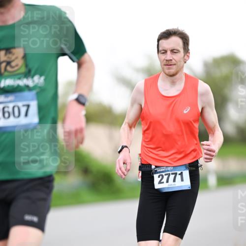07.04.2024 - 43. Internationalen Wilhelmsburger Insellauf Dr. Thomas Lammeyer http://msf.ph/oto/6037798 07.04.2024 10:23:52 Laufen 607, 2771 meine-sportfotos.de