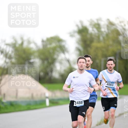 07.04.2024 - 43. Internationalen Wilhelmsburger Insellauf Dr. Thomas Lammeyer http://msf.ph/oto/6037802 07.04.2024 10:23:54 Laufen 2486, 4003 meine-sportfotos.de