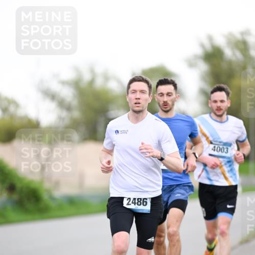 07.04.2024 - 43. Internationalen Wilhelmsburger Insellauf Dr. Thomas Lammeyer http://msf.ph/oto/6037812 07.04.2024 10:23:55 Laufen 2486, 4003 meine-sportfotos.de
