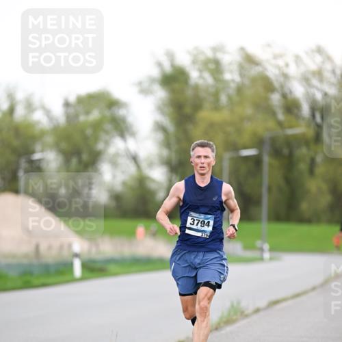 07.04.2024 - 43. Internationalen Wilhelmsburger Insellauf Dr. Thomas Lammeyer http://msf.ph/oto/6037826 07.04.2024 10:24:00 Laufen 3794, 3794 meine-sportfotos.de