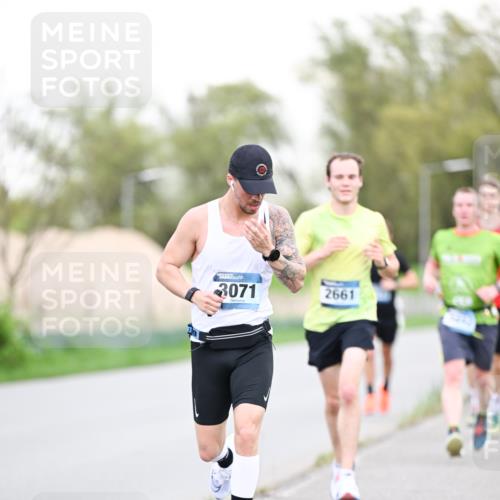 07.04.2024 - 43. Internationalen Wilhelmsburger Insellauf Dr. Thomas Lammeyer http://msf.ph/oto/6038370 07.04.2024 10:26:59 Laufen 3071, 2661 meine-sportfotos.de