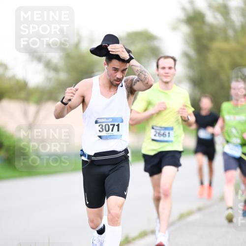 07.04.2024 - 43. Internationalen Wilhelmsburger Insellauf Dr. Thomas Lammeyer http://msf.ph/oto/6038375 07.04.2024 10:27:00 Laufen 3071, 2661 meine-sportfotos.de