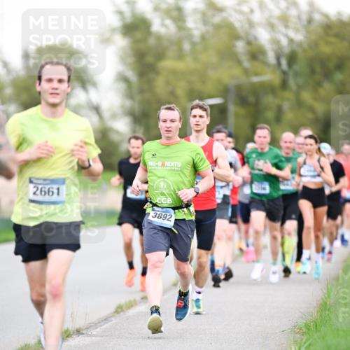 07.04.2024 - 43. Internationalen Wilhelmsburger Insellauf Dr. Thomas Lammeyer http://msf.ph/oto/6038376 07.04.2024 10:27:01 Laufen 2661, 3892 meine-sportfotos.de