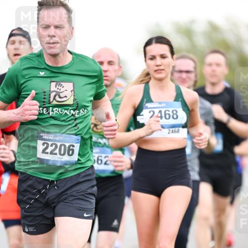 07.04.2024 - 43. Internationalen Wilhelmsburger Insellauf Dr. Thomas Lammeyer http://msf.ph/oto/6038409 07.04.2024 10:27:07 Laufen 2206, 62, 2468, 2468 meine-sportfotos.de
