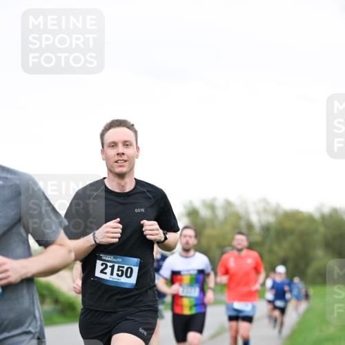07.04.2024 - 43. Internationalen Wilhelmsburger Insellauf Dr. Thomas Lammeyer http://msf.ph/oto/6038413 07.04.2024 10:27:10 Laufen 43, 2150 meine-sportfotos.de