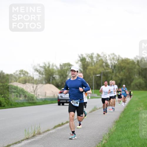 07.04.2024 - 43. Internationalen Wilhelmsburger Insellauf Dr. Thomas Lammeyer http://msf.ph/oto/6038430 07.04.2024 10:27:14 Laufen 3476 meine-sportfotos.de