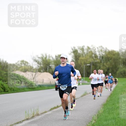 07.04.2024 - 43. Internationalen Wilhelmsburger Insellauf Dr. Thomas Lammeyer http://msf.ph/oto/6038431 07.04.2024 10:27:14 Laufen 3476 meine-sportfotos.de