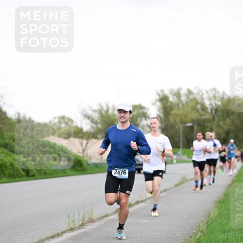 07.04.2024 - 43. Internationalen Wilhelmsburger Insellauf Dr. Thomas Lammeyer http://msf.ph/oto/6038433 07.04.2024 10:27:15 Laufen 3476 meine-sportfotos.de