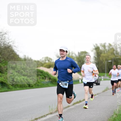 07.04.2024 - 43. Internationalen Wilhelmsburger Insellauf Dr. Thomas Lammeyer http://msf.ph/oto/6038435 07.04.2024 10:27:15 Laufen 3476 meine-sportfotos.de