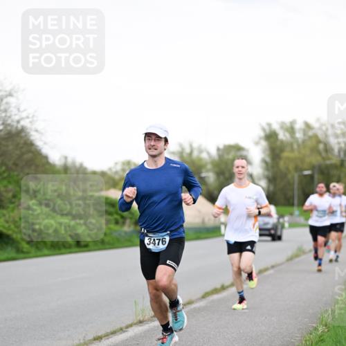 07.04.2024 - 43. Internationalen Wilhelmsburger Insellauf Dr. Thomas Lammeyer http://msf.ph/oto/6038436 07.04.2024 10:27:15 Laufen 3476 meine-sportfotos.de