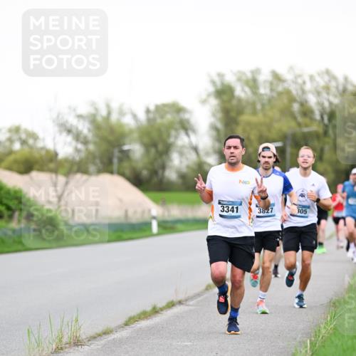 07.04.2024 - 43. Internationalen Wilhelmsburger Insellauf Dr. Thomas Lammeyer http://msf.ph/oto/6038444 07.04.2024 10:27:18 Laufen 3341, 3827, 305 meine-sportfotos.de