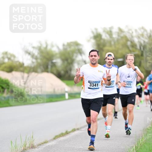 07.04.2024 - 43. Internationalen Wilhelmsburger Insellauf Dr. Thomas Lammeyer http://msf.ph/oto/6038448 07.04.2024 10:27:18 Laufen 3341, 305 meine-sportfotos.de