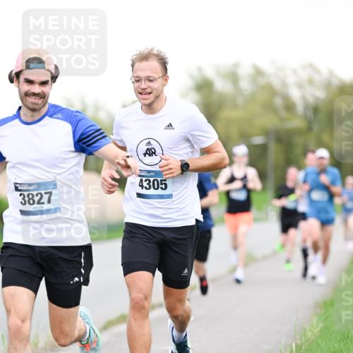 07.04.2024 - 43. Internationalen Wilhelmsburger Insellauf Dr. Thomas Lammeyer http://msf.ph/oto/6038464 07.04.2024 10:27:21 Laufen 3827, 4305 meine-sportfotos.de