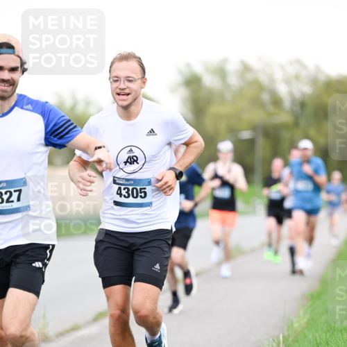 07.04.2024 - 43. Internationalen Wilhelmsburger Insellauf Dr. Thomas Lammeyer http://msf.ph/oto/6038465 07.04.2024 10:27:21 Laufen 327, 4305 meine-sportfotos.de