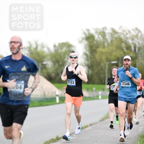 07.04.2024 - 43. Internationalen Wilhelmsburger Insellauf Dr. Thomas Lammeyer http://msf.ph/oto/6038472 07.04.2024 10:27:23 Laufen 2153, 04, 22, 2346, 100 meine-sportfotos.de