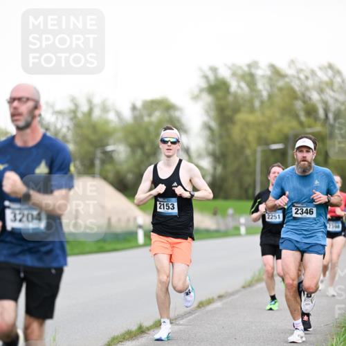 07.04.2024 - 43. Internationalen Wilhelmsburger Insellauf Dr. Thomas Lammeyer http://msf.ph/oto/6038473 07.04.2024 10:27:24 Laufen 3204, 2153, 2251, 2346, 2300 meine-sportfotos.de