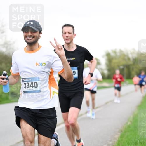 07.04.2024 - 43. Internationalen Wilhelmsburger Insellauf Dr. Thomas Lammeyer http://msf.ph/oto/6038705 07.04.2024 10:28:43 Laufen 3340, 9 meine-sportfotos.de