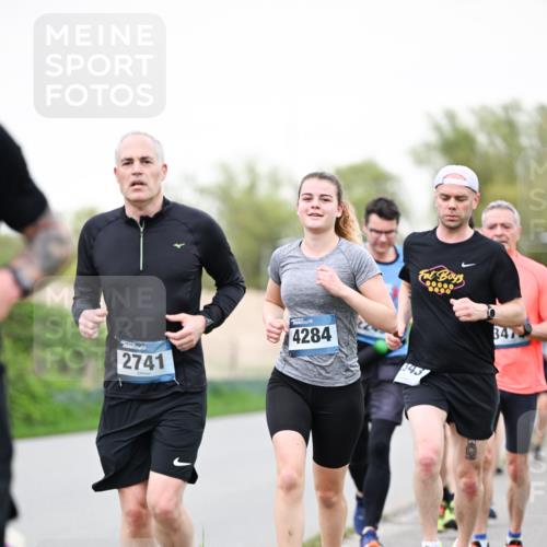 07.04.2024 - 43. Internationalen Wilhelmsburger Insellauf Dr. Thomas Lammeyer http://msf.ph/oto/6039433 07.04.2024 10:31:43 Laufen 2741, 4284, 543, 847 meine-sportfotos.de