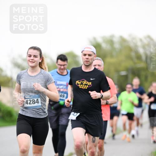 07.04.2024 - 43. Internationalen Wilhelmsburger Insellauf Dr. Thomas Lammeyer http://msf.ph/oto/6039436 07.04.2024 10:31:44 Laufen 4284, 643 meine-sportfotos.de