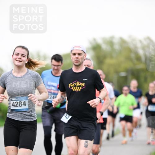 07.04.2024 - 43. Internationalen Wilhelmsburger Insellauf Dr. Thomas Lammeyer http://msf.ph/oto/6039438 07.04.2024 10:31:44 Laufen 4284, 0000, 43 meine-sportfotos.de