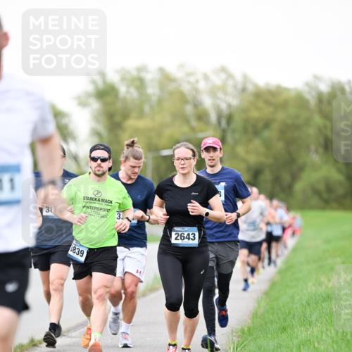 07.04.2024 - 43. Internationalen Wilhelmsburger Insellauf Dr. Thomas Lammeyer http://msf.ph/oto/6039454 07.04.2024 10:31:47 Laufen 38, 3, 2643, 3839 meine-sportfotos.de