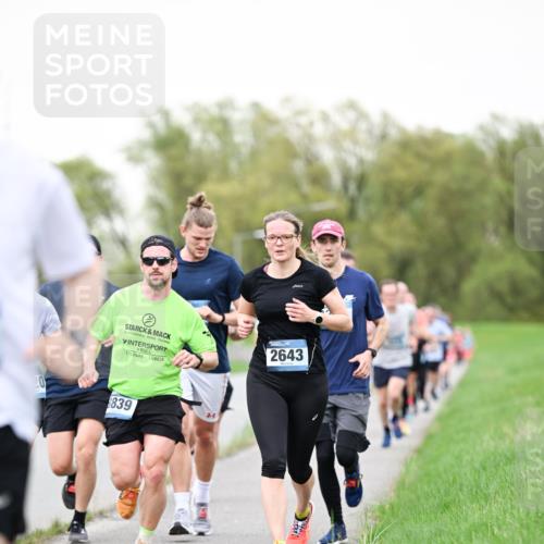 07.04.2024 - 43. Internationalen Wilhelmsburger Insellauf Dr. Thomas Lammeyer http://msf.ph/oto/6039455 07.04.2024 10:31:48 Laufen 2643, 20, 8839 meine-sportfotos.de