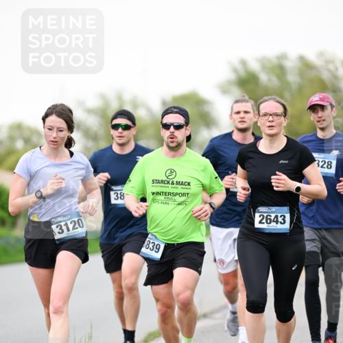 07.04.2024 - 43. Internationalen Wilhelmsburger Insellauf Dr. Thomas Lammeyer http://msf.ph/oto/6039462 07.04.2024 10:31:49 Laufen 328, 3120, 38, 2643, 839 meine-sportfotos.de