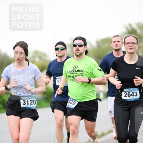 07.04.2024 - 43. Internationalen Wilhelmsburger Insellauf Dr. Thomas Lammeyer http://msf.ph/oto/6039466 07.04.2024 10:31:49 Laufen 3120, 31, 839, 2643 meine-sportfotos.de