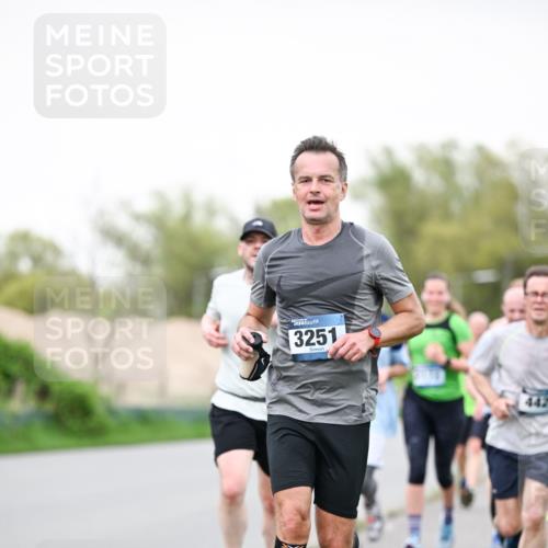 07.04.2024 - 43. Internationalen Wilhelmsburger Insellauf Dr. Thomas Lammeyer http://msf.ph/oto/6039475 07.04.2024 10:31:54 Laufen 3251, 442 meine-sportfotos.de