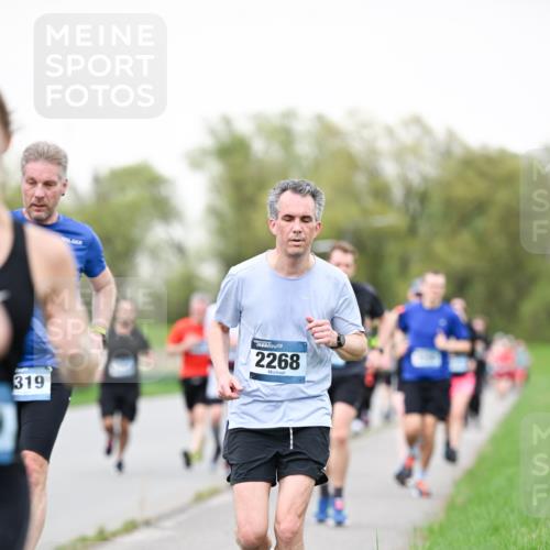 07.04.2024 - 43. Internationalen Wilhelmsburger Insellauf Dr. Thomas Lammeyer http://msf.ph/oto/6039513 07.04.2024 10:32:01 Laufen 319, 2268 meine-sportfotos.de