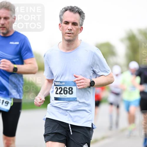 07.04.2024 - 43. Internationalen Wilhelmsburger Insellauf Dr. Thomas Lammeyer http://msf.ph/oto/6039525 07.04.2024 10:32:03 Laufen 19, 2268 meine-sportfotos.de
