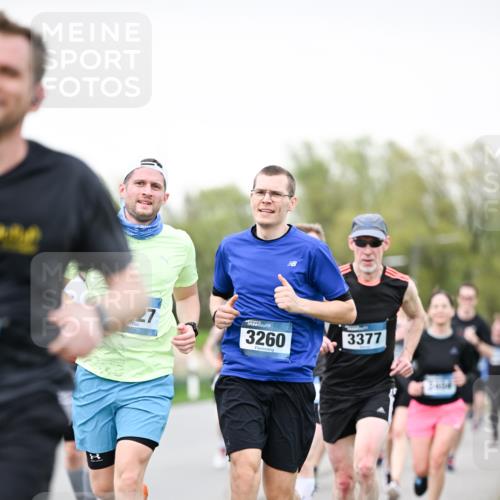 07.04.2024 - 43. Internationalen Wilhelmsburger Insellauf Dr. Thomas Lammeyer http://msf.ph/oto/6039542 07.04.2024 10:32:06 Laufen 27, 3260, 3377 meine-sportfotos.de
