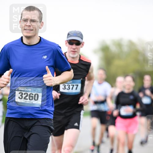 07.04.2024 - 43. Internationalen Wilhelmsburger Insellauf Dr. Thomas Lammeyer http://msf.ph/oto/6039550 07.04.2024 10:32:08 Laufen 3260, 3377 meine-sportfotos.de