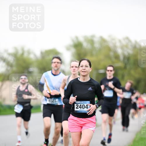 07.04.2024 - 43. Internationalen Wilhelmsburger Insellauf Dr. Thomas Lammeyer http://msf.ph/oto/6039555 07.04.2024 10:32:09 Laufen 2404 meine-sportfotos.de
