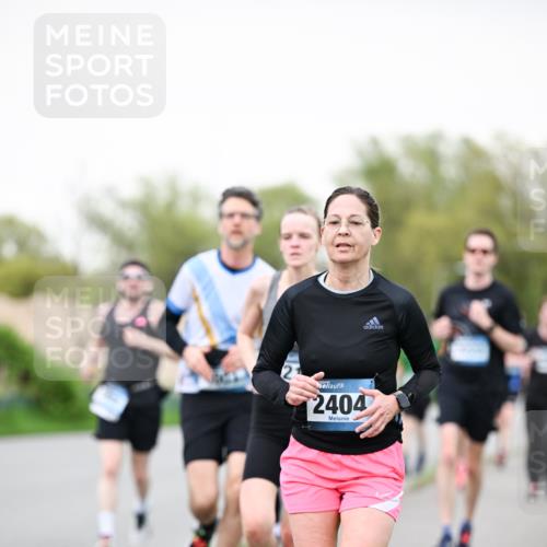 07.04.2024 - 43. Internationalen Wilhelmsburger Insellauf Dr. Thomas Lammeyer http://msf.ph/oto/6039560 07.04.2024 10:32:10 Laufen 2404 meine-sportfotos.de