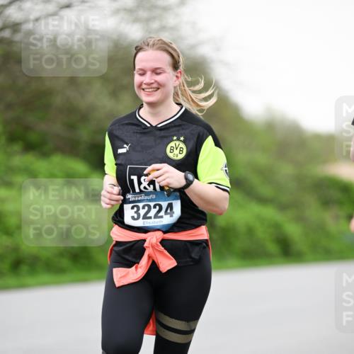 07.04.2024 - 43. Internationalen Wilhelmsburger Insellauf Dr. Thomas Lammeyer http://msf.ph/oto/6039585 07.04.2024 10:32:14 Laufen 09, 1, 3224 meine-sportfotos.de