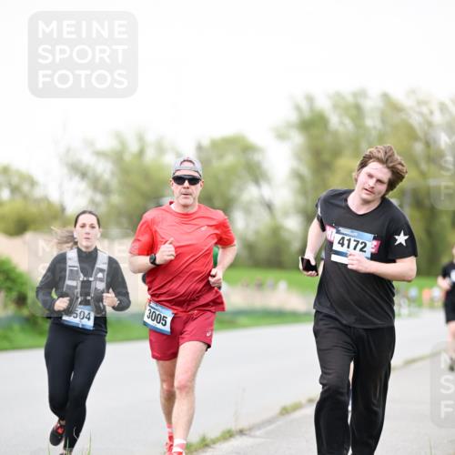07.04.2024 - 43. Internationalen Wilhelmsburger Insellauf Dr. Thomas Lammeyer http://msf.ph/oto/6039591 07.04.2024 10:32:15 Laufen 504, 3005, 4172 meine-sportfotos.de