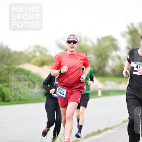 07.04.2024 - 43. Internationalen Wilhelmsburger Insellauf Dr. Thomas Lammeyer http://msf.ph/oto/6039594 07.04.2024 10:32:16 Laufen 3005, 41 meine-sportfotos.de