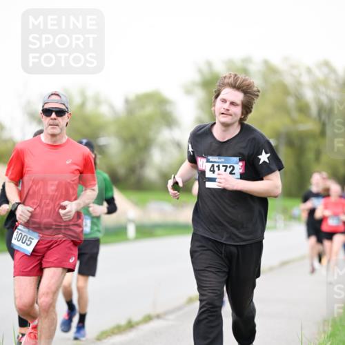 07.04.2024 - 43. Internationalen Wilhelmsburger Insellauf Dr. Thomas Lammeyer http://msf.ph/oto/6039595 07.04.2024 10:32:16 Laufen 3005, 4172 meine-sportfotos.de