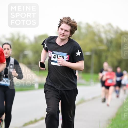 07.04.2024 - 43. Internationalen Wilhelmsburger Insellauf Dr. Thomas Lammeyer http://msf.ph/oto/6039598 07.04.2024 10:32:17 Laufen 504, 4132 meine-sportfotos.de