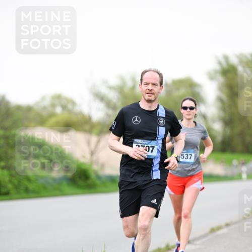 07.04.2024 - 43. Internationalen Wilhelmsburger Insellauf Dr. Thomas Lammeyer http://msf.ph/oto/6039607 07.04.2024 10:32:19 Laufen 537 meine-sportfotos.de
