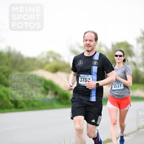 07.04.2024 - 43. Internationalen Wilhelmsburger Insellauf Dr. Thomas Lammeyer http://msf.ph/oto/6039610 07.04.2024 10:32:20 Laufen 370, 3537 meine-sportfotos.de