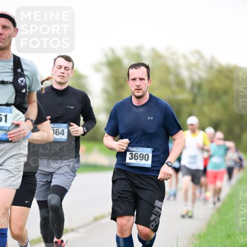 07.04.2024 - 43. Internationalen Wilhelmsburger Insellauf Dr. Thomas Lammeyer http://msf.ph/oto/6039650 07.04.2024 10:32:28 Laufen 51, 364, 9, 3690 meine-sportfotos.de