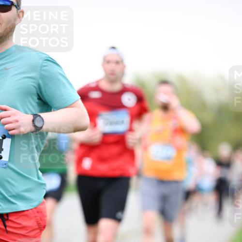 07.04.2024 - 43. Internationalen Wilhelmsburger Insellauf Dr. Thomas Lammeyer http://msf.ph/oto/6039685 07.04.2024 10:32:38 Laufen  meine-sportfotos.de