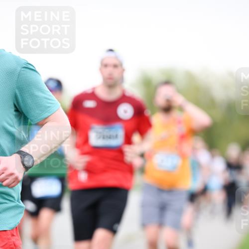 07.04.2024 - 43. Internationalen Wilhelmsburger Insellauf Dr. Thomas Lammeyer http://msf.ph/oto/6039686 07.04.2024 10:32:38 Laufen  meine-sportfotos.de