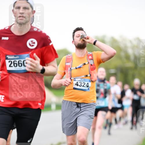 07.04.2024 - 43. Internationalen Wilhelmsburger Insellauf Dr. Thomas Lammeyer http://msf.ph/oto/6039689 07.04.2024 10:32:39 Laufen 2660, 4324 meine-sportfotos.de