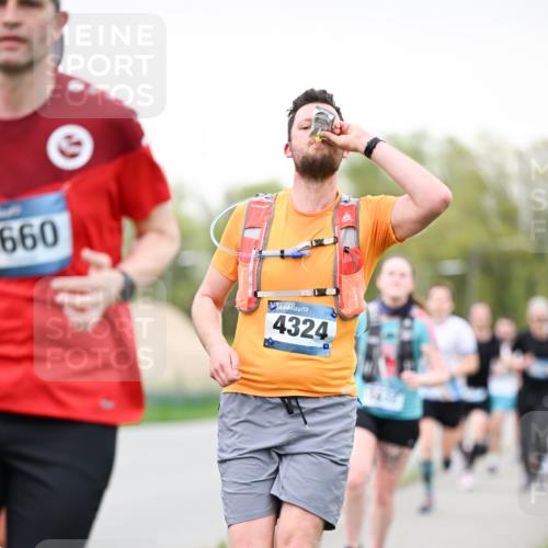 07.04.2024 - 43. Internationalen Wilhelmsburger Insellauf Dr. Thomas Lammeyer http://msf.ph/oto/6039691 07.04.2024 10:32:39 Laufen 660, 4324 meine-sportfotos.de