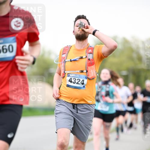 07.04.2024 - 43. Internationalen Wilhelmsburger Insellauf Dr. Thomas Lammeyer http://msf.ph/oto/6039692 07.04.2024 10:32:39 Laufen 560, 4324 meine-sportfotos.de