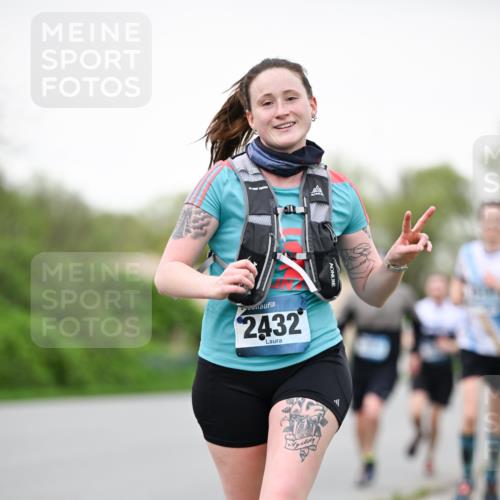 07.04.2024 - 43. Internationalen Wilhelmsburger Insellauf Dr. Thomas Lammeyer http://msf.ph/oto/6039711 07.04.2024 10:32:42 Laufen 2432 meine-sportfotos.de